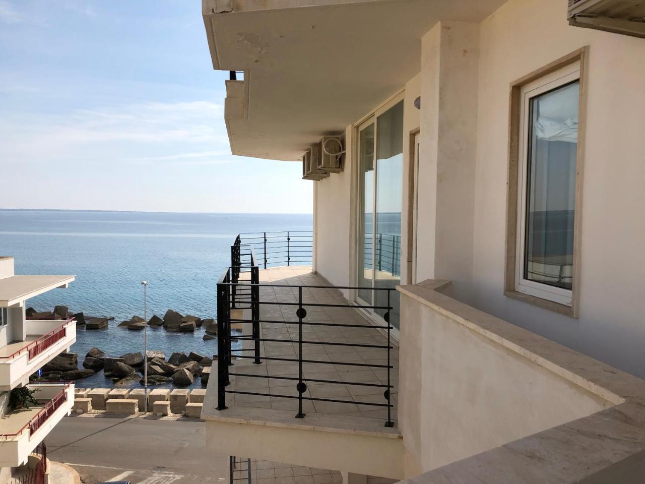 Palace Blu Mare